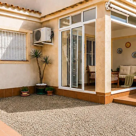 Pet Friendly In With Wifi Будинок відпочинку